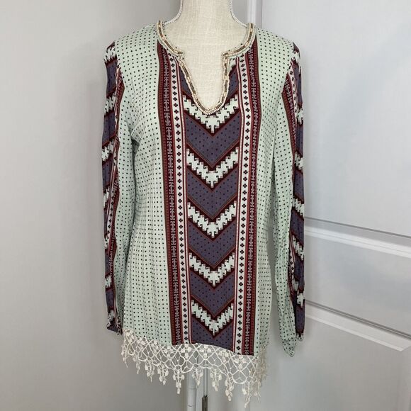 Gimmicks by BKE Beaded V Neck Tunic Crochet Detail Long Sleeve Size Medium Boho - Picture 1 of 11
